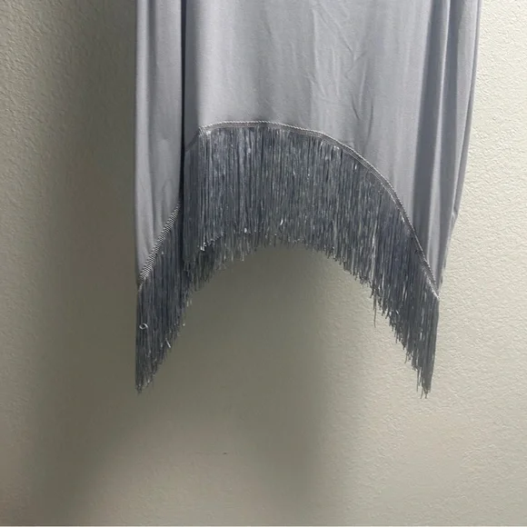 Venus fringe trim sleeveless top women’s size Large dusty blue pin hole on back - Picture 2 of 6